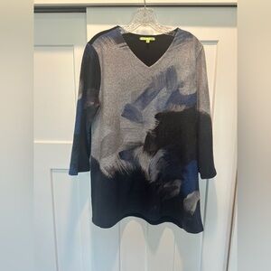 Trisha Tyler size L Sweater-good condition-some piling on sleeve (shown in pic)